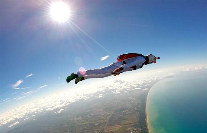 Rome parachute Jump, This type of parachute jump in Rome is only for those who already own the skydiving license.