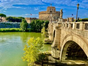 Mausoleum of Hadrian Rome - Official Guided Tours and Tickets, private guided tours for individuals, large groups. Castel Sant'Angelo tours, Hadrian's Mausoleum skip the line tickets