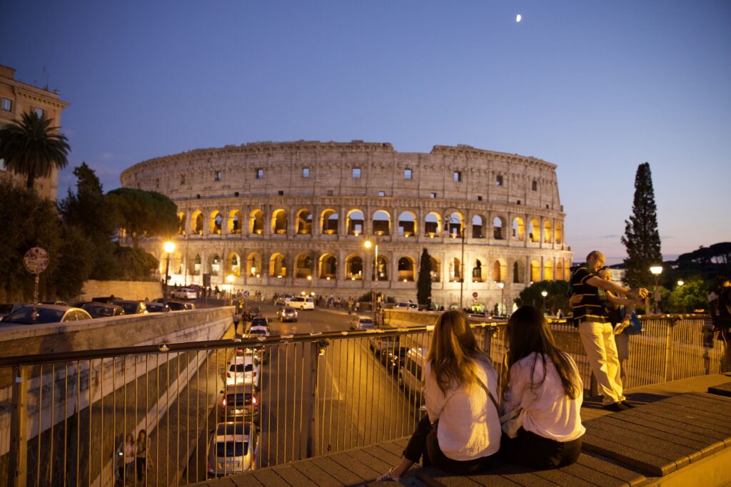 Contact Us Tours in Rome is an official tour operator and travel agency. We can plan and organize events, tour packages, and excursions.